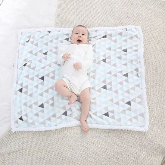 Couverture bébé_ Douce et lavable